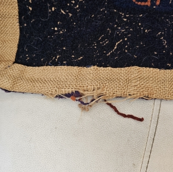 Vintage hand hooked rug with the Mayflower II design.‎ - Picture 15 of 16